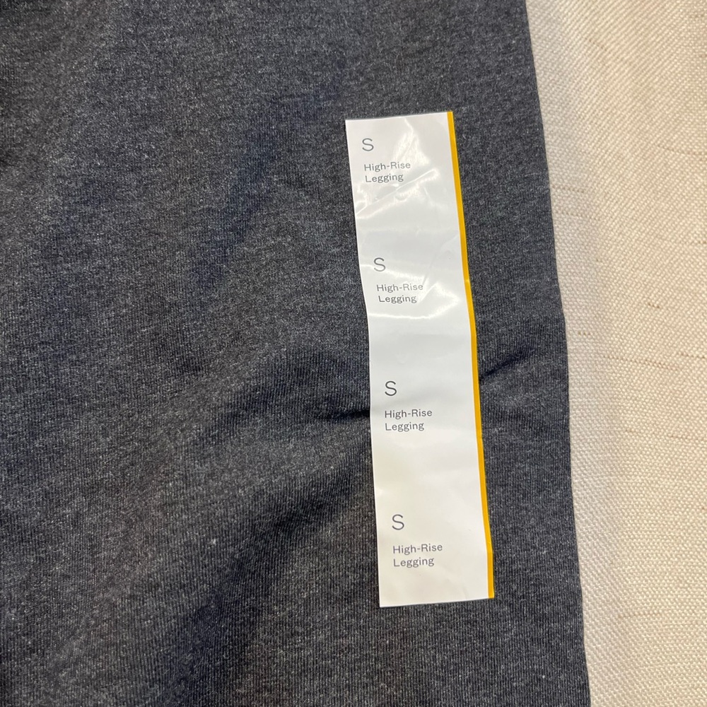 Wild Fable gray leggings size small NWT - Picture 10 of 10